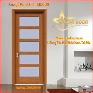 CUA PANEL KINH MDG 20